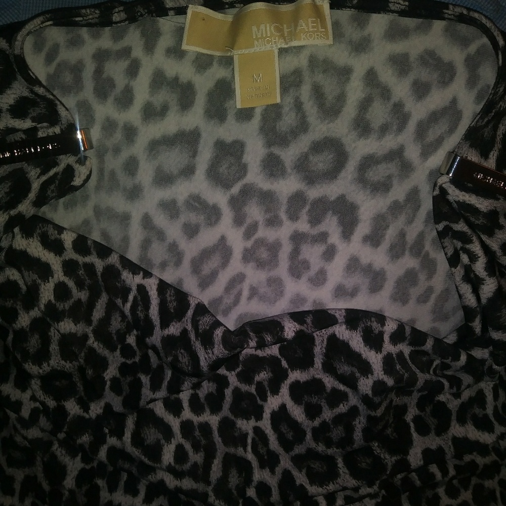 Mk blouse - Picture 2 of 3
